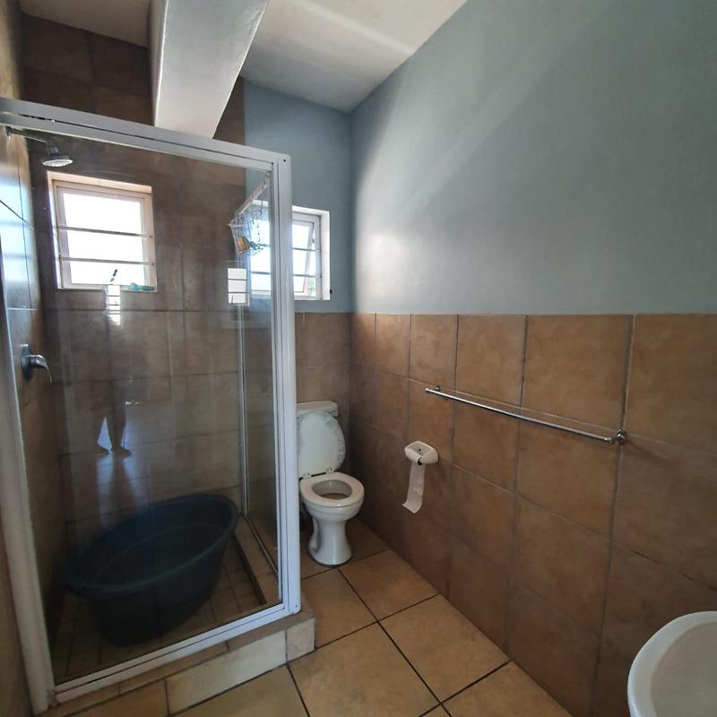 To Let 2 Bedroom Property for Rent in Grahamstown Central Eastern Cape